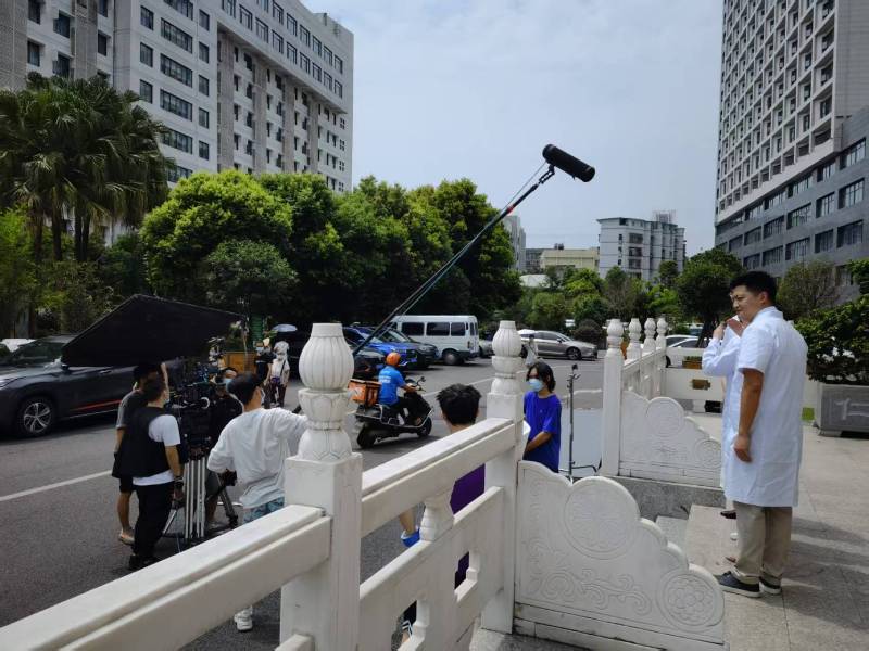 江安县广告片拍摄公司低成本实现高规格制作的诀窍